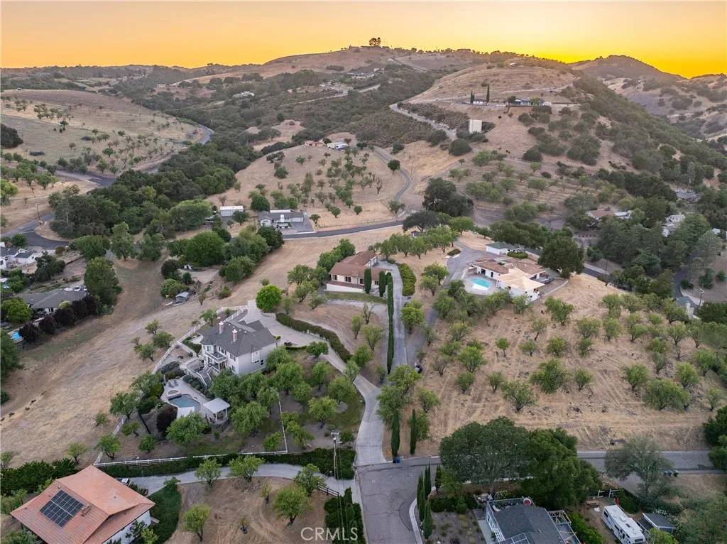 Paso Robles, CA 93446,87 Hilltop Drive
