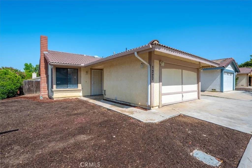 Paso Robles, CA 93446,1327 White Clover Lane