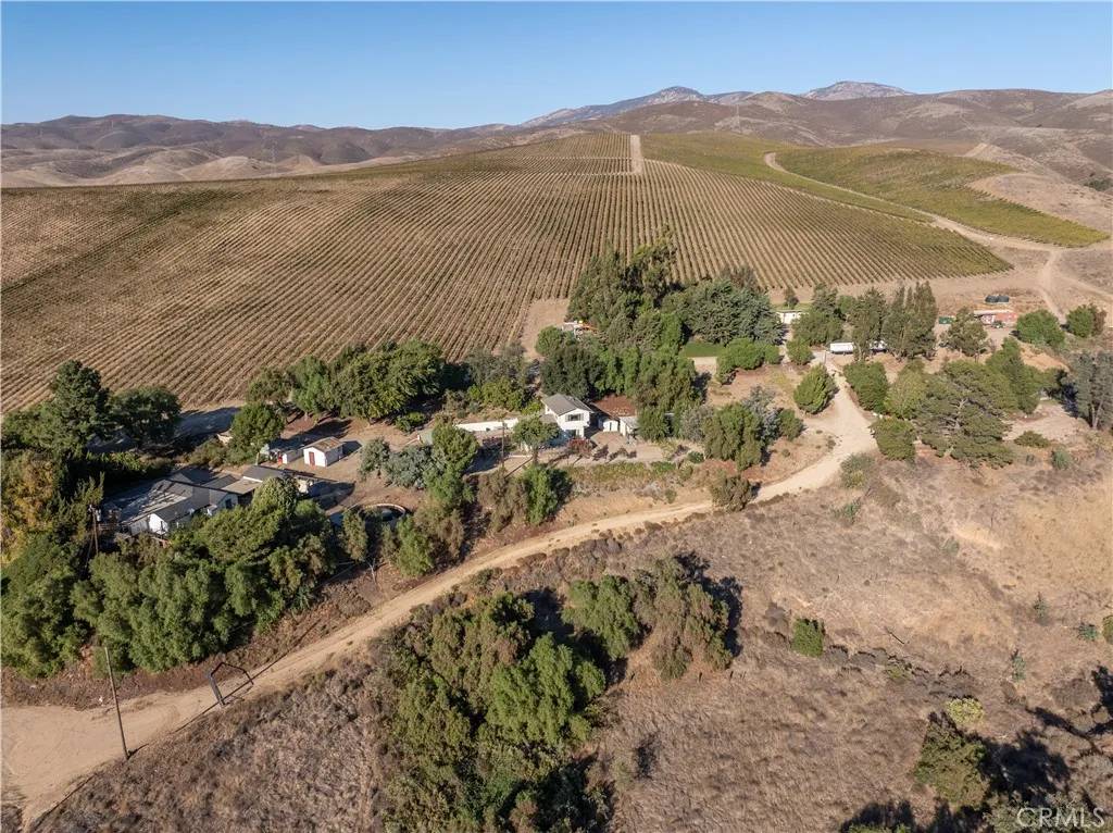 Soledad, CA 93960,36527 Metz