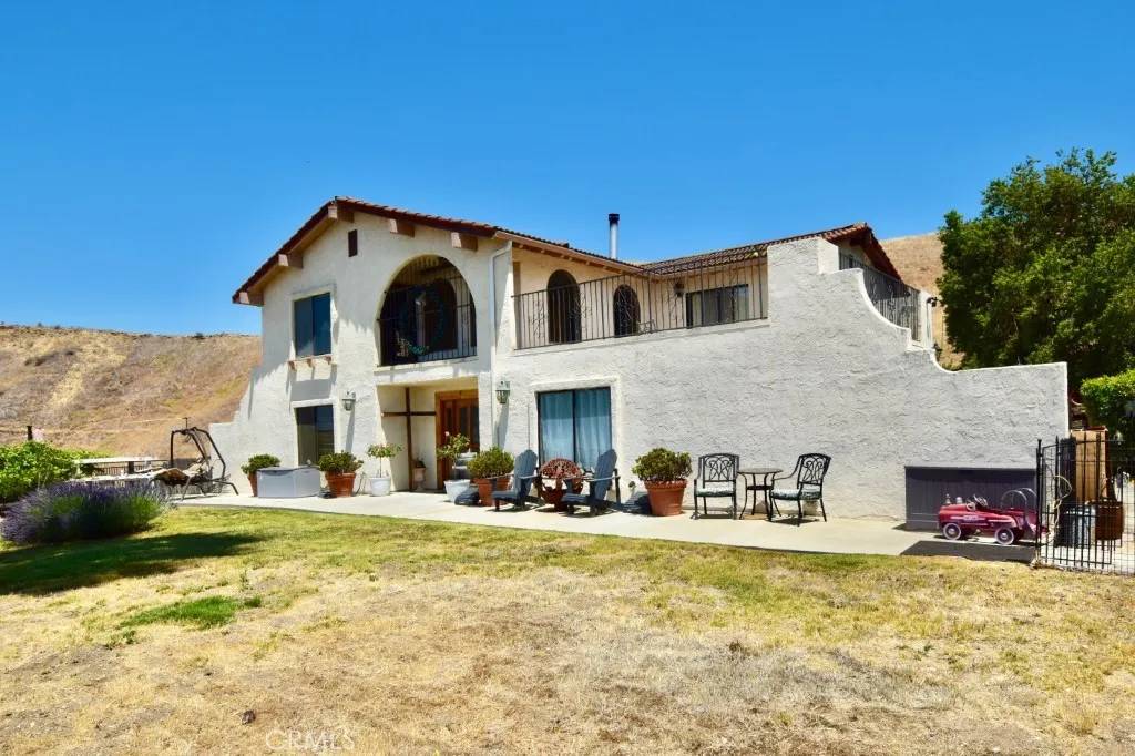 Paso Robles, CA 93446,1924 Surrey Way