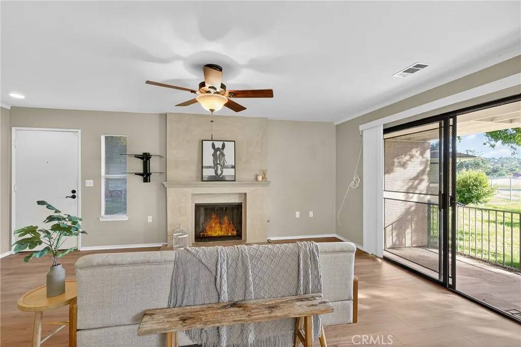 Paso Robles, CA 93446,128 Flag Way #A