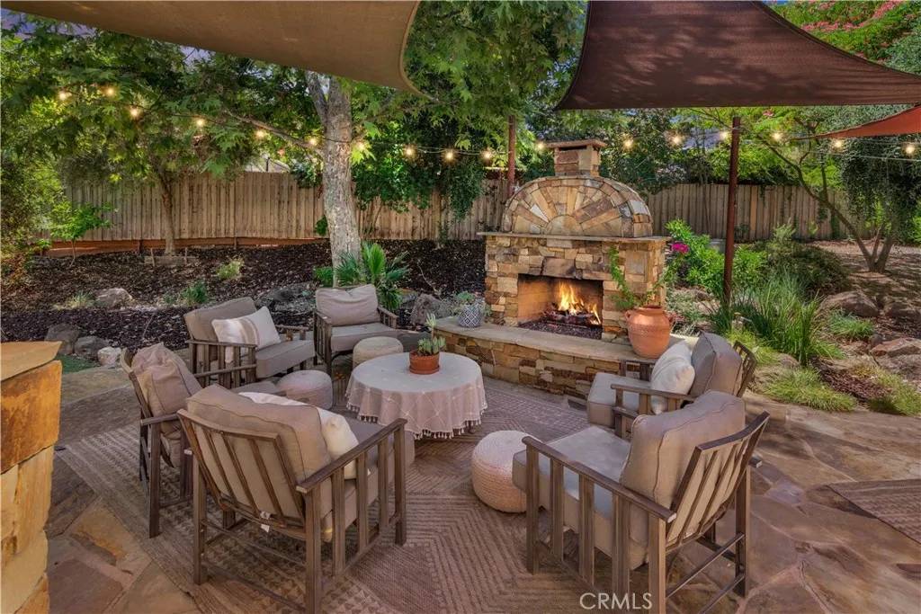 Paso Robles, CA 93446,545 Maple Street