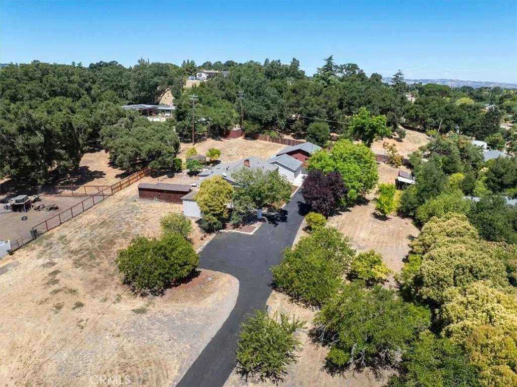 Atascadero, CA 93422,9080 Santa Lucia Road