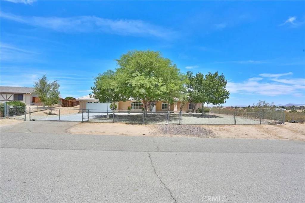 Victorville, CA 92394,14690 Zuni Lane