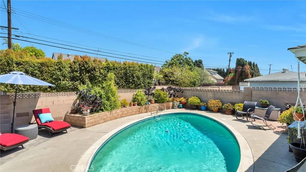 Westminster, CA 92683,13542 Springdale Street