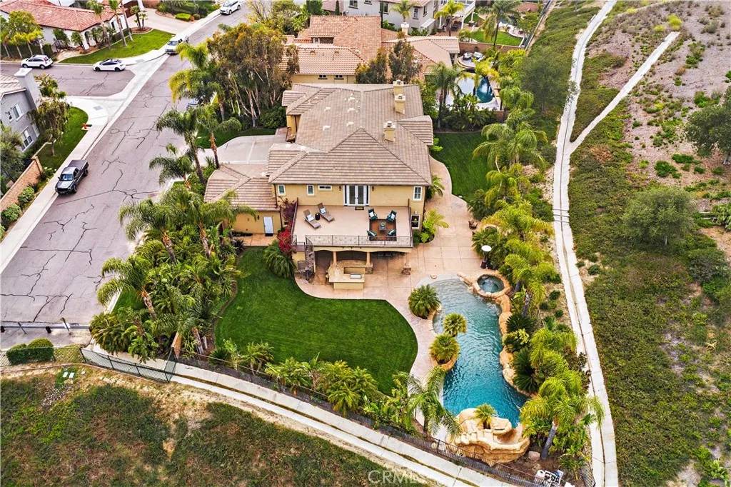 Trabuco Canyon, CA 92676,18672 Topanga Canyon Road