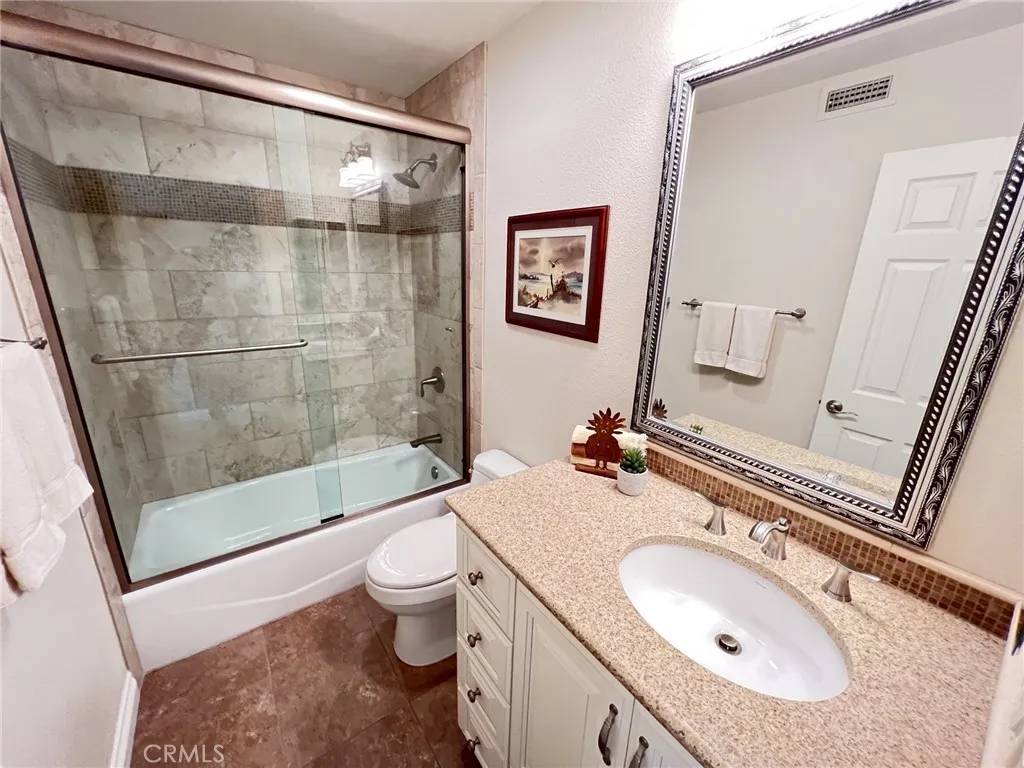 Carlsbad, CA 92011,7030 Lantana Terrace