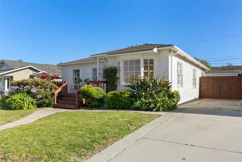 San Pedro, CA 90732,1329 W 26th Street