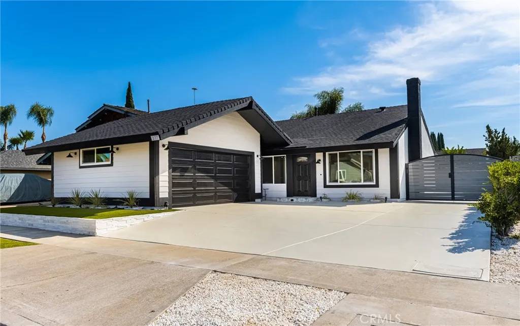 Anaheim Hills, CA 92807,277 N Paseo Madero