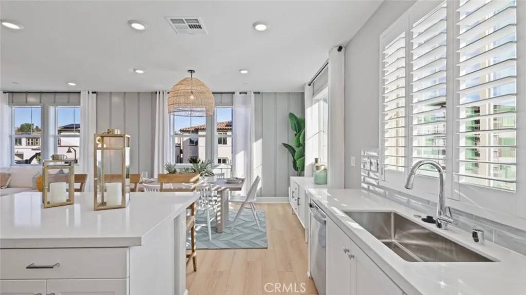 Simi Valley, CA 93065,3039 Tallahassee Lane