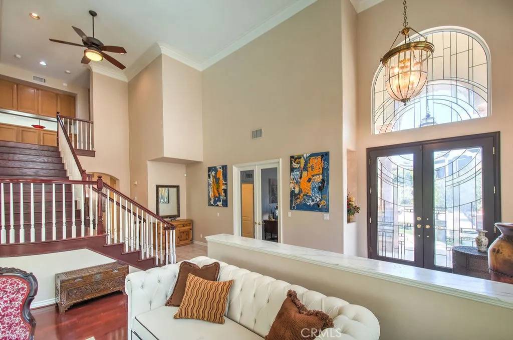 Rancho Santa Margarita, CA 92679,7 Woodbridge Court