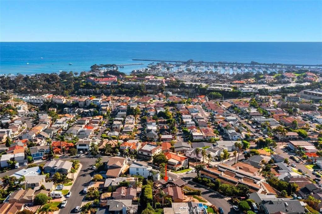 Dana Point, CA 92629,33902 Mariana Drive