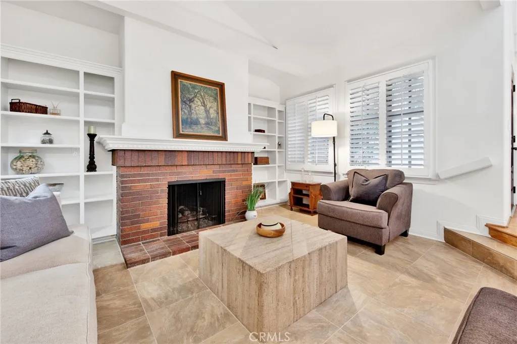 Manhattan Beach, CA 90266,13 Malaga Place West