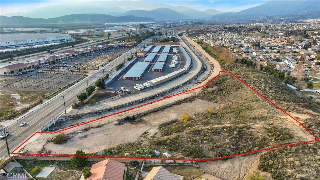San Bernardino, CA 92407,10 Kendall Dr