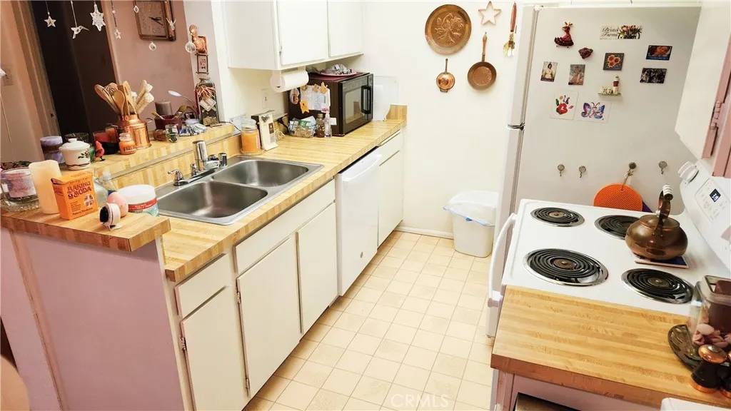 Playa Del Rey, CA 90293,8163 Redlands Street #32