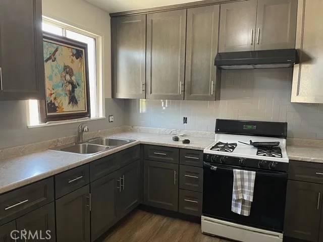 South Gate, CA 90280,3170 Ohio Ave