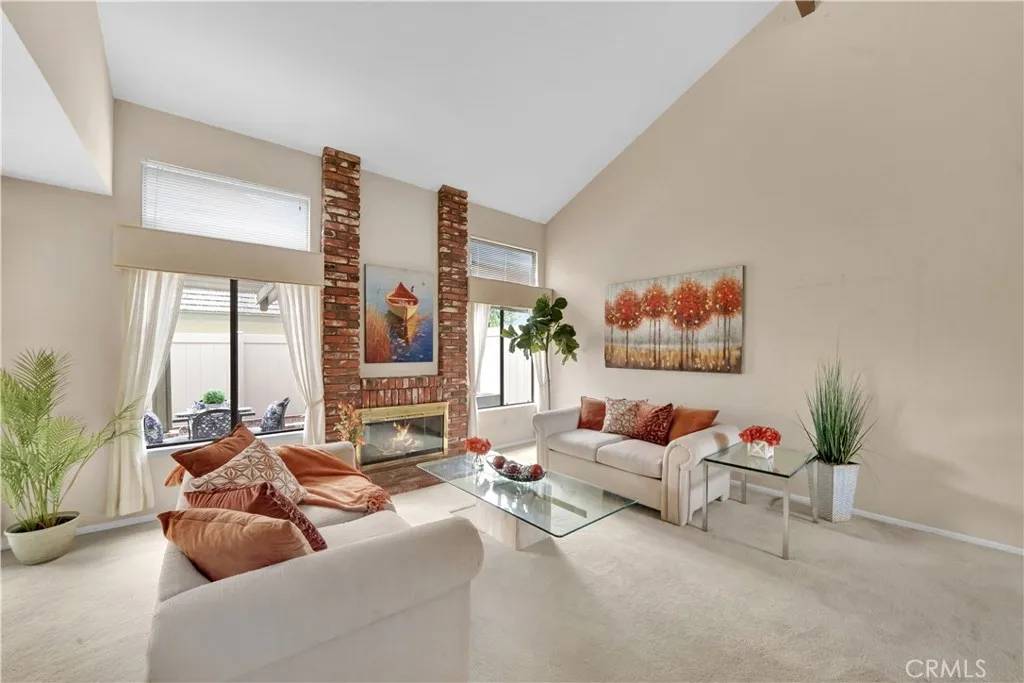 Fountain Valley, CA 92708,18117 Red Oak Court #50