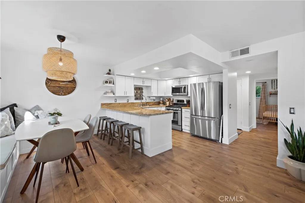 San Clemente, CA 92672,214 Via Robina #1