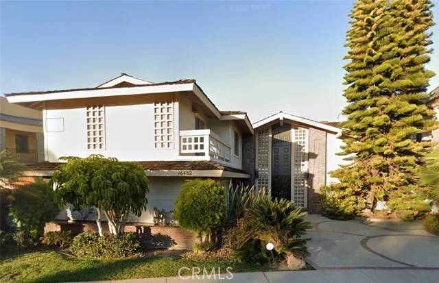 Huntington Beach, CA 92649,16482 Somerset Lane