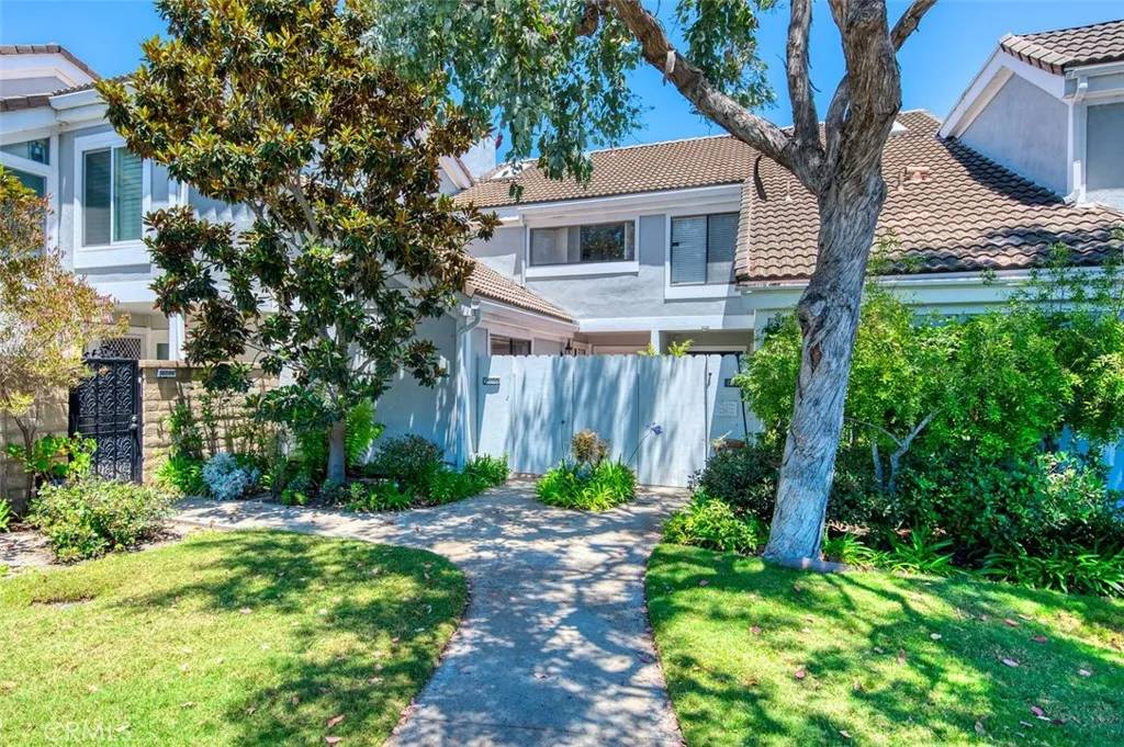 Huntington Beach, CA 92649,16090 Tortola Circle