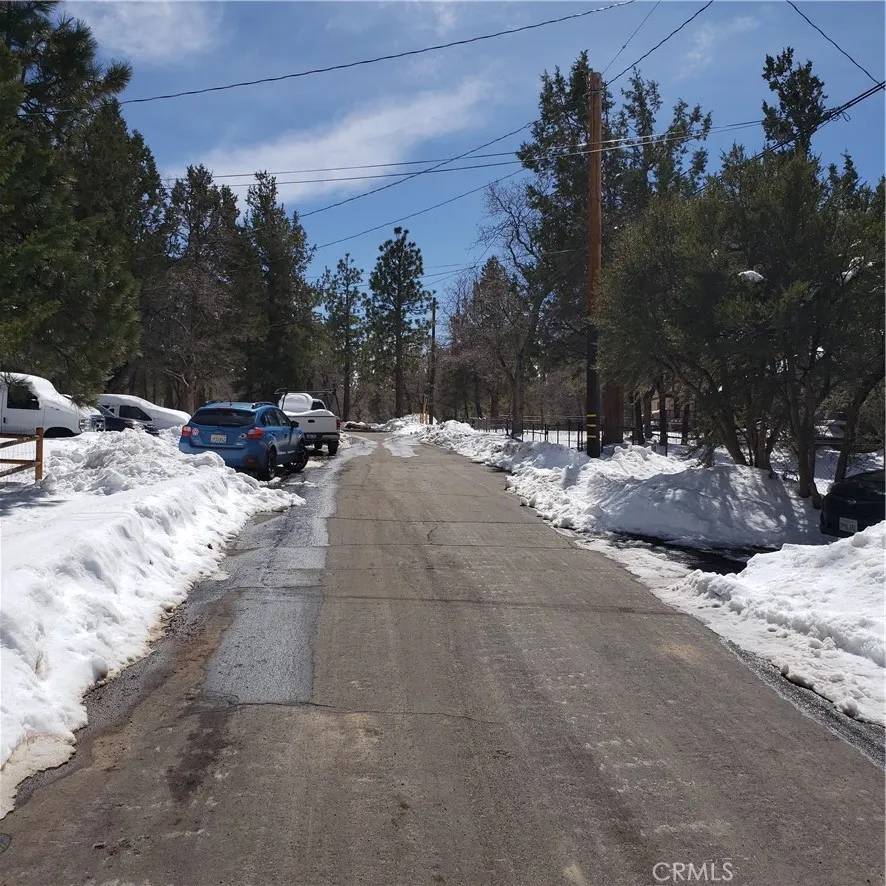 Sugarloaf, CA 92386,864 San Bernardino