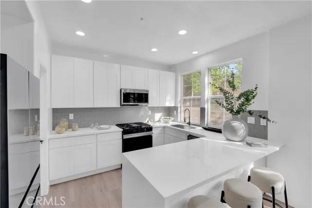 Ladera Ranch, CA 92694,28 Albany Street #77