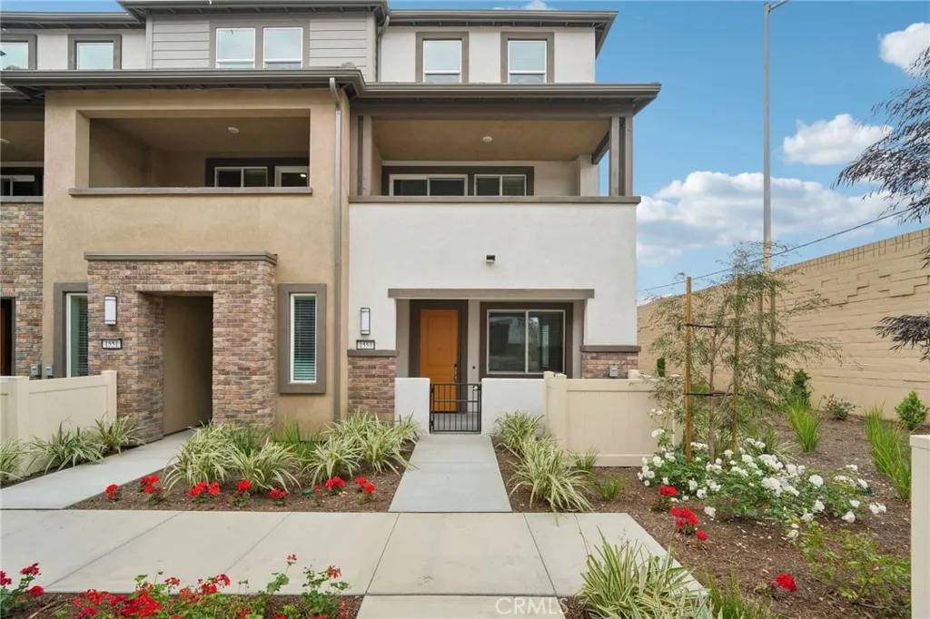 Pomona, CA 91768,1553 Stratus Drive