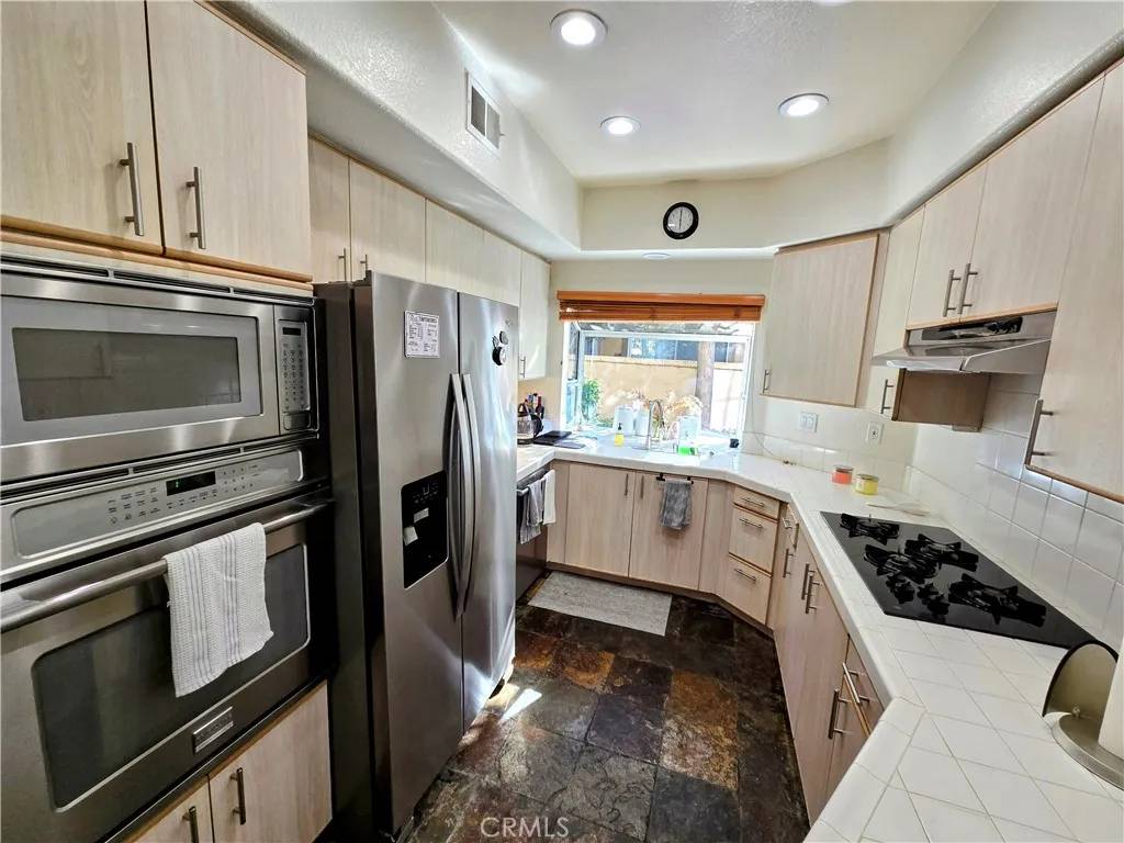 Aliso Viejo, CA 92656,112 Via Athena