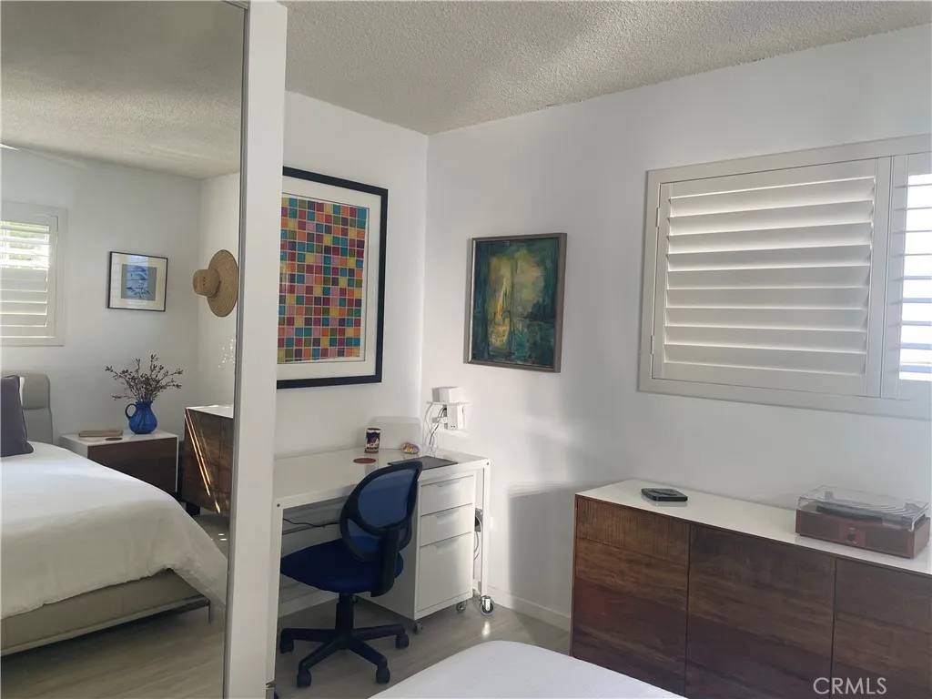Laguna Beach, CA 92651,21701 Wesley Drive #B