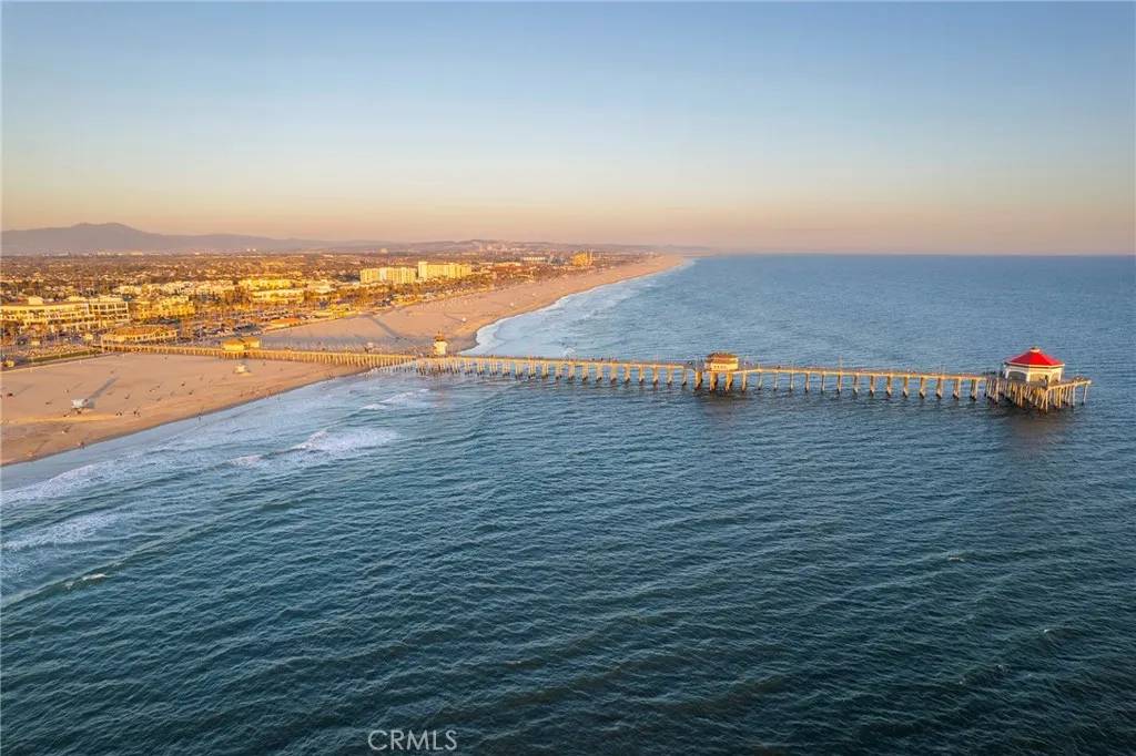 Huntington Beach, CA 92648,711 Pacific Coast #322