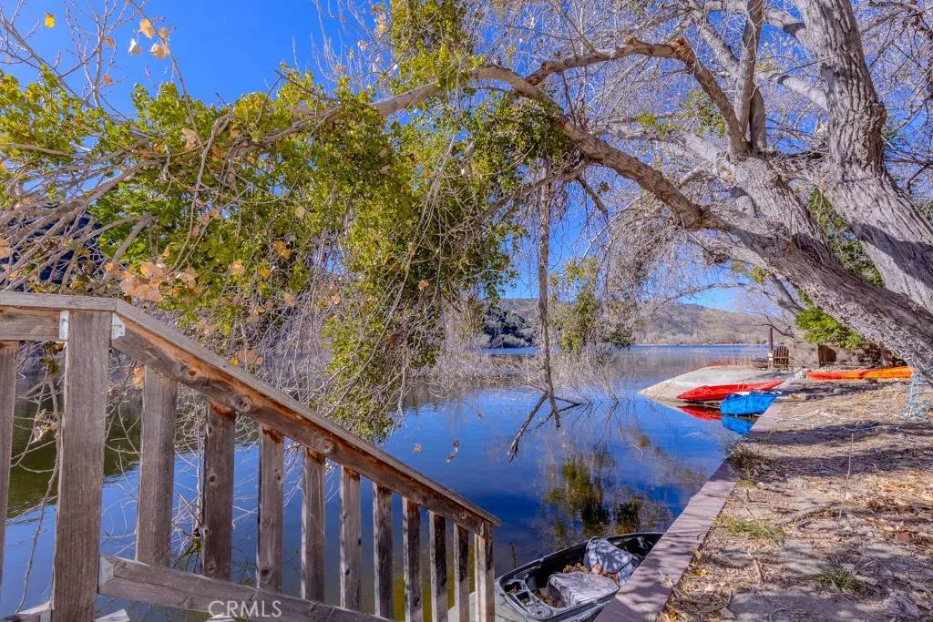 Lake Hughes, CA 93532,43680 Trail G