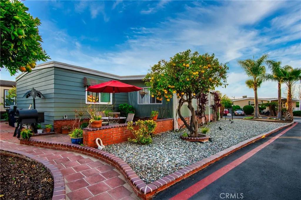 Huntington Beach, CA 92646,19361 Brookhurst #120