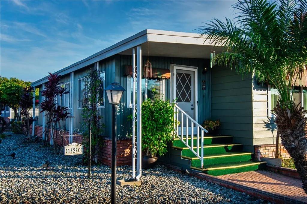 Huntington Beach, CA 92646,19361 Brookhurst #120