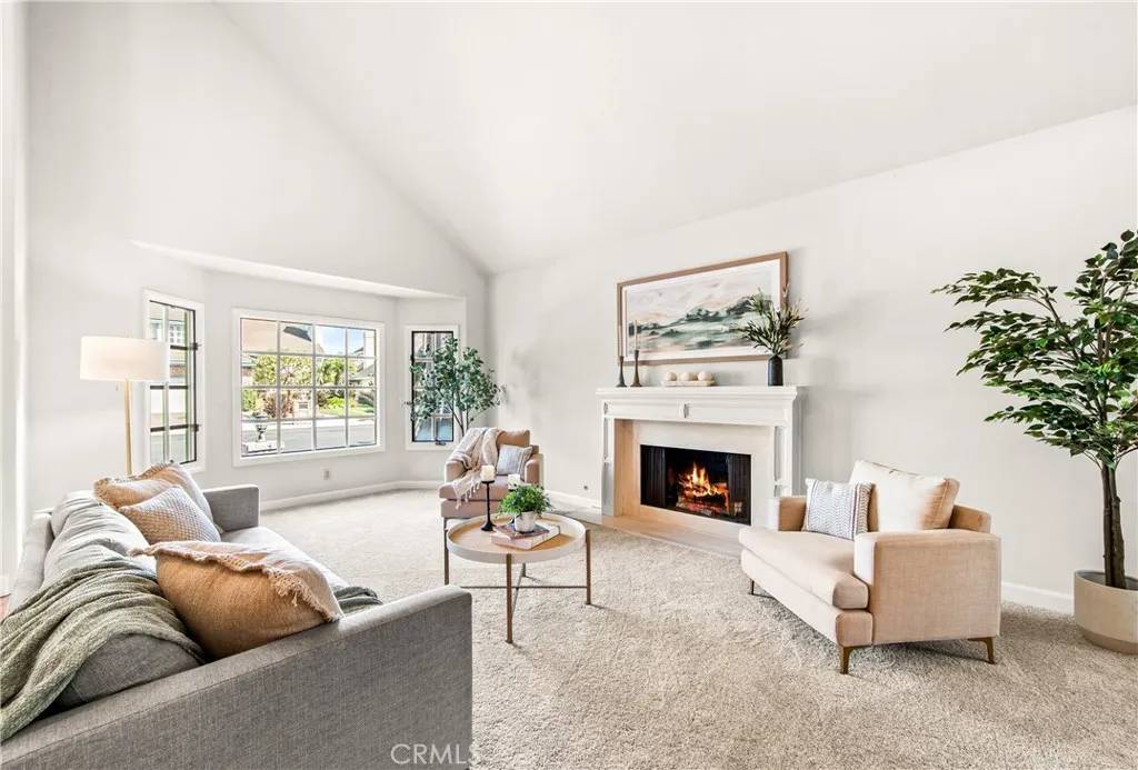 Huntington Beach, CA 92649,16135 Whitecap Lane
