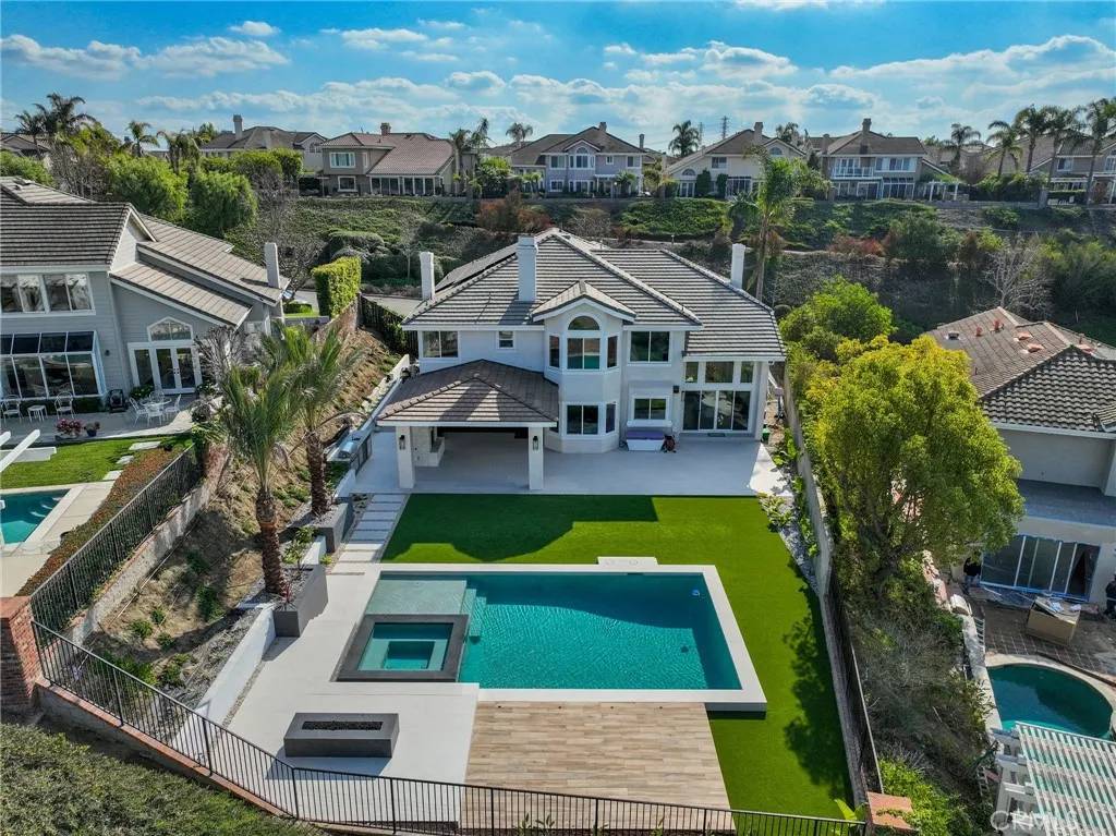 Orange, CA 92867,4329 E Regency Avenue