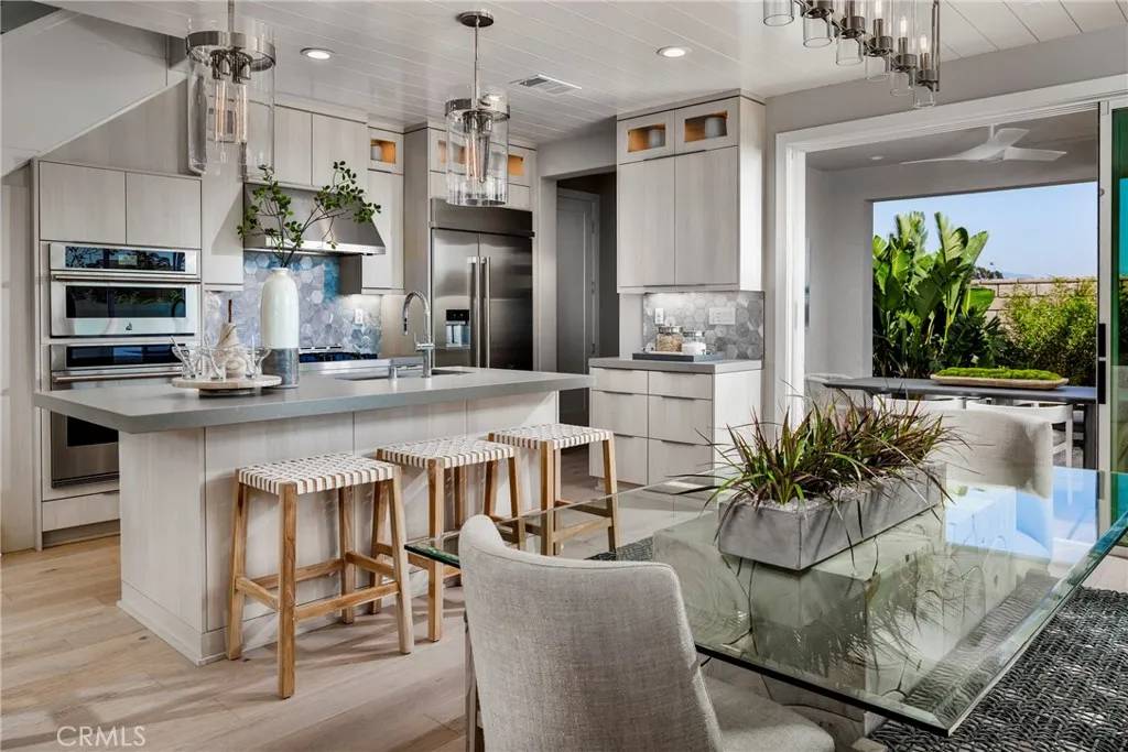 Placentia, CA 92870,727 Olivier Drive