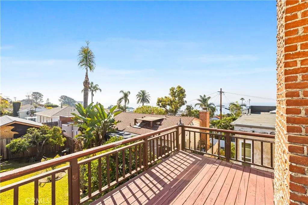 Laguna Beach, CA 92651,31621 Summit Road