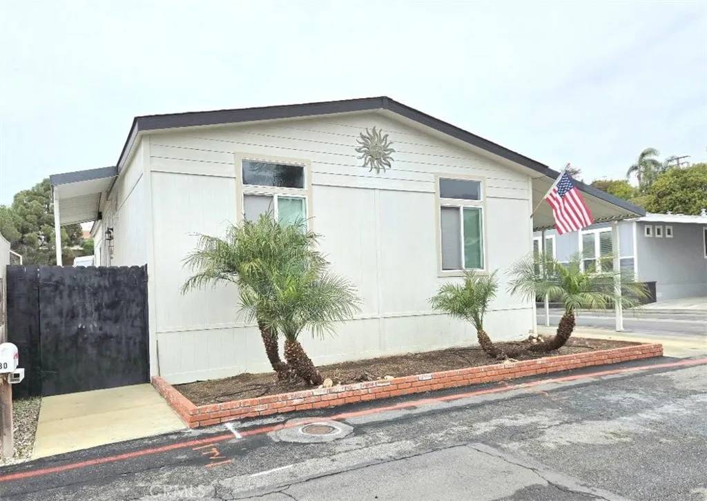Huntington Beach, CA 92648,20701 Beach #30