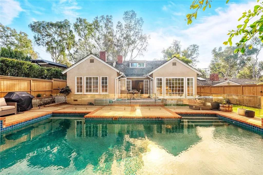 Palos Verdes Estates, CA 90274,3717 Palos Verdes Drive North