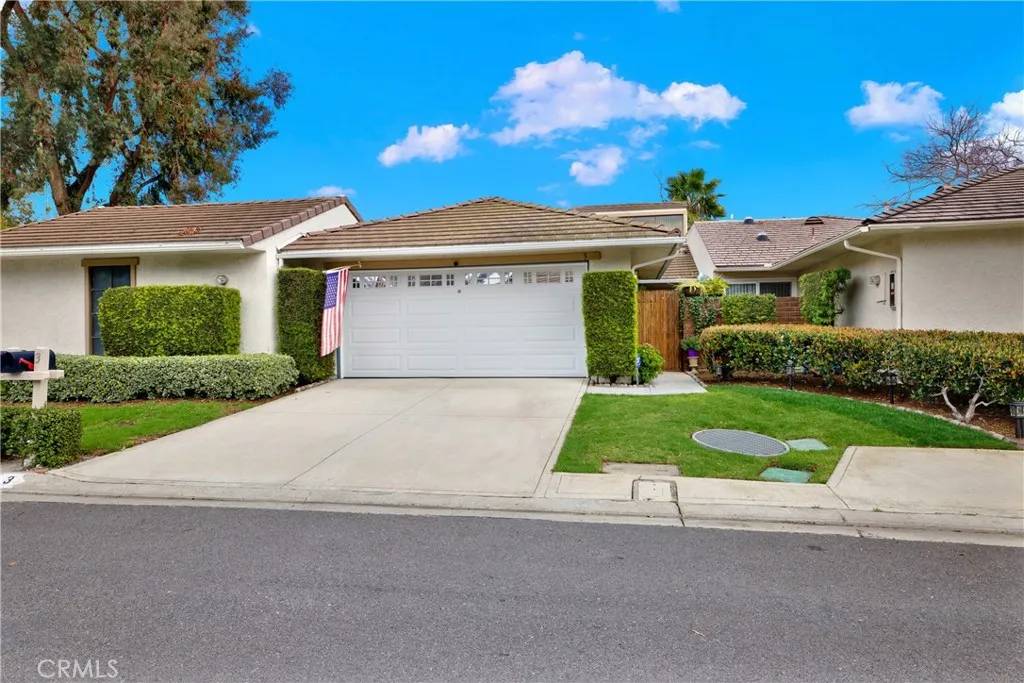 Irvine, CA 92612,3 Dogwood South