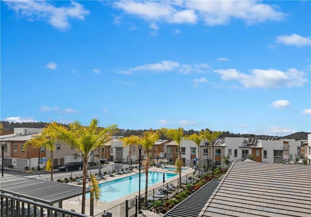 Vista, CA 92081,1013 Logan Lane