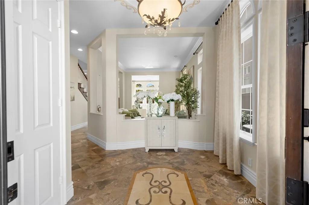 Huntington Beach, CA 92648,5656 Ocean Terrace Drive