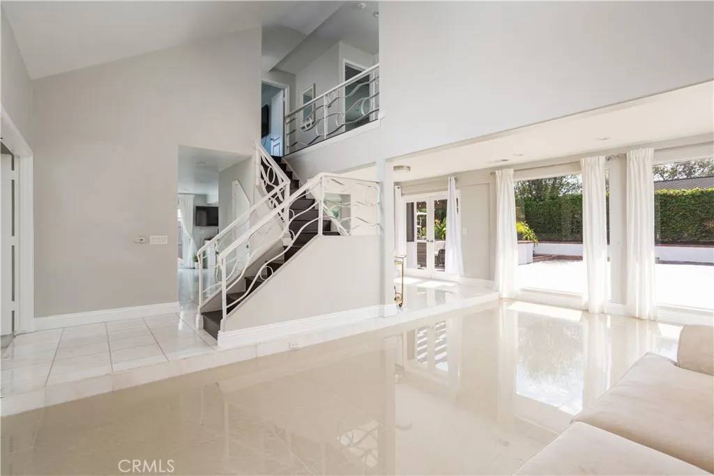 Huntington Beach, CA 92649,16871 Saybrook Lane
