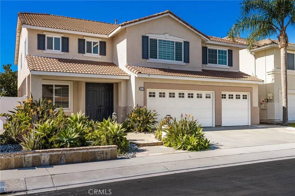 Irvine, CA 92602,8 Tioga Place