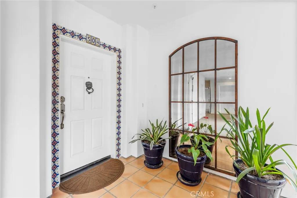 San Clemente, CA 92672,412 Arenoso Lane