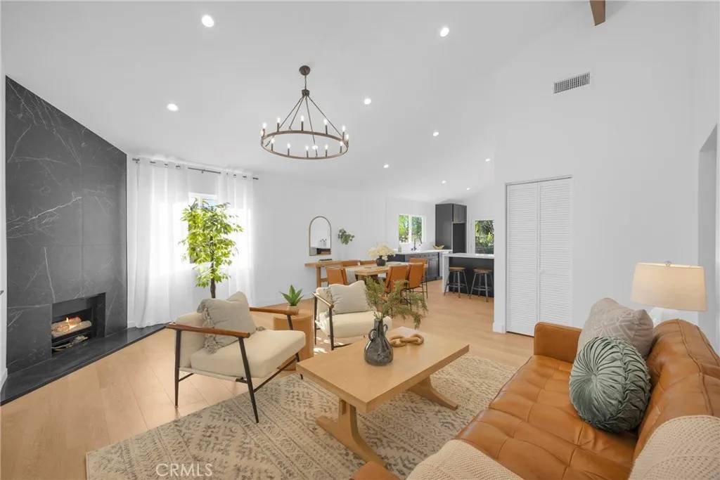 Mission Viejo, CA 92691,27412 Osuna