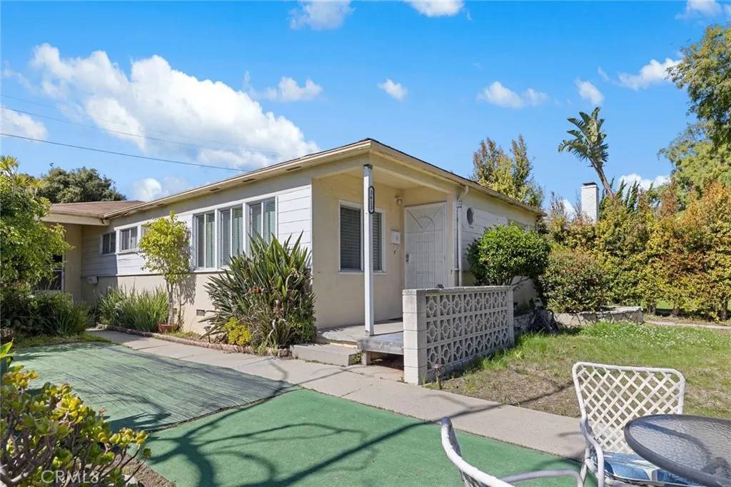 Los Angeles, CA 90066,3613 Beethoven Street