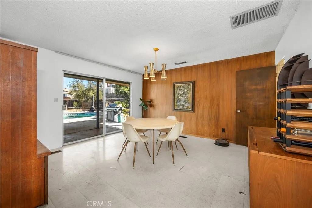 Corona, CA 92881,7160 Bel Air Street