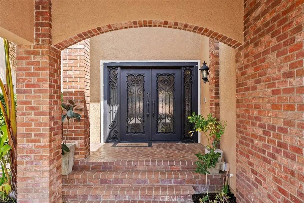Rancho Santa Margarita, CA 92679,31951 Magpie Street