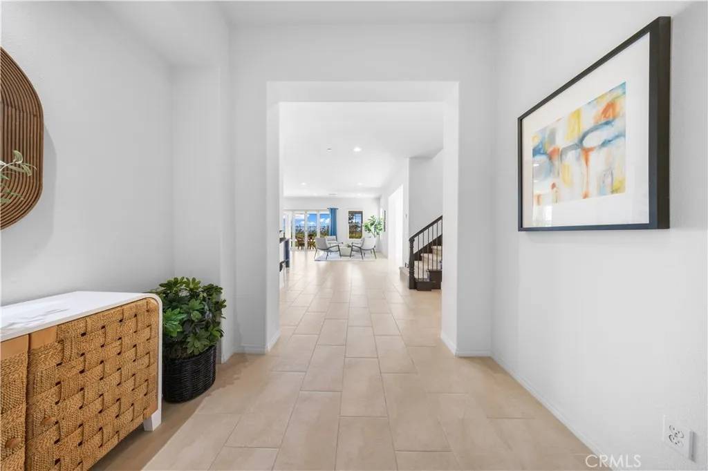 Azusa, CA 91702,638 E Tangerine Street